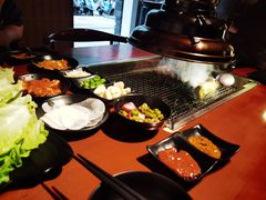 -肉甲韩国木炭烤肉(新壹街1店)