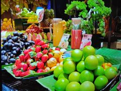 -雍容荟帝王蟹活龙虾展台自助(IFS黑金店)