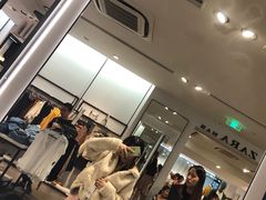 -百盛(莘庄店)