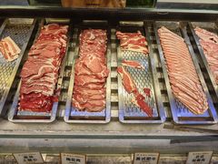 -金滏山·烤肉海鲜火锅自助(襄阳万达店)