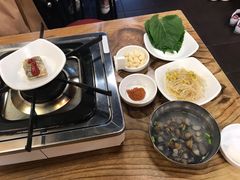 -城一家三代烤盲鳗