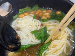 -桂在香知桂林米粉(红博中央公园店)