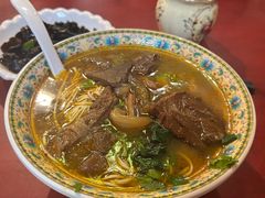 -金杨拉面王小吃面馆·牛三宝面·红烧牛肉粉