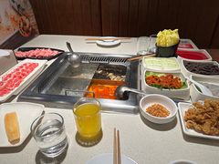 -海底捞火锅鲜切牛肉主题店(长寿路店)