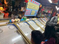 -六合夜市