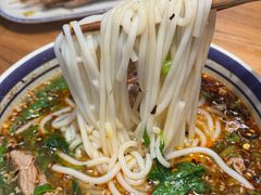 -云阿蛮云南生烫牛肉米线(奉贤路店)