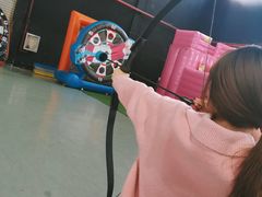 -嘿哟动霸CHUA·新潮玩运动娱乐中心·蹦床滑冰团建乐园