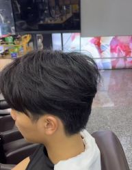 -藤野造型·烫·染发型设计店