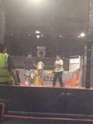 -飞吧潮玩运动蹦床游乐场