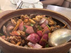 -胡须佬鸡煲四季火锅店(石厦西村直营店)