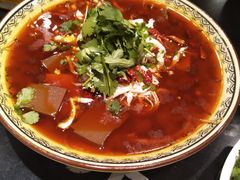 -聚汇三少·龙虾·中餐厅(莫邪路新天地店)