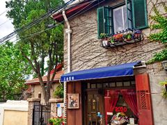 门面-长颈鹿咖啡(大学路店)