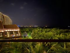 -三亚湾海居铂尔曼度假酒店