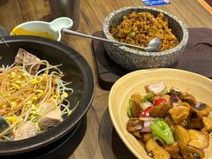 -云海肴汽锅鸡·云南小炒(曲江大悦城店)