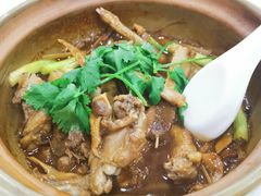香茅白鸽煲-三辣馆