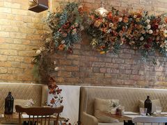 -FLOVIE FLORIST CAFE