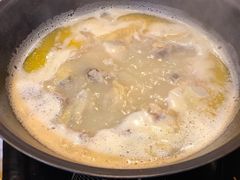-鲜入围煮花胶鸡海鲜火锅