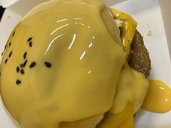 芝士熔岩牛肉汉堡-前进5路汉堡炸鸡(前进五路店)