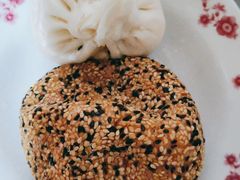 大麻球黑洋酥-白玉兰食品甜凤店(合生汇店)