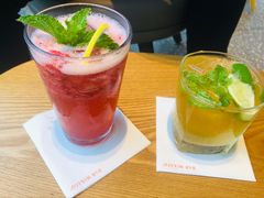 -星巴克臻选(上海合生汇1F店)