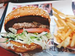 -The Habit Burger Grill 哈比特汉堡(复兴soho店)