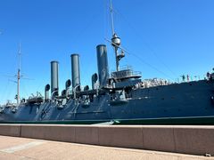 -阿芙乐尔号巡洋舰