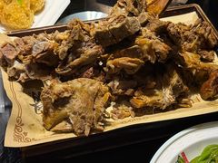 -东口码头·烧鸽子·鱼头泡饼·地方菜(金鹰悦城店)