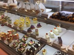 -樱花糕坊(凯德广场店)