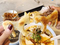-高玛纳驴肉火烧(一世界店)
