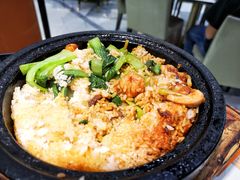 香菇滑鸡煲仔饭-多多旺港式茶餐厅(新区店)