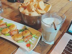 -SISTERS BAR RESTAURANT川意酒馆(嘉善老市H楼店)