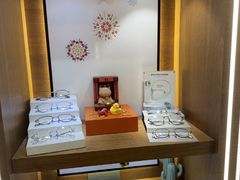 -一代眼镜(浦东大拇指广场店)