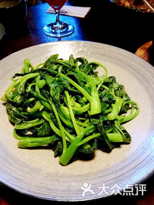 菜油清炒水东芥菜