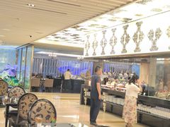 -圣丰索菲特·2 On 988 Café 自助餐厅