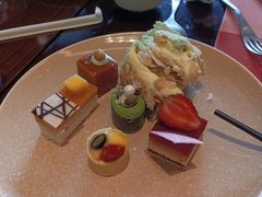 -广州希尔顿逸林酒店-OPEN開·全日制餐厅·海鲜·小火锅·自助餐(东风路店)
