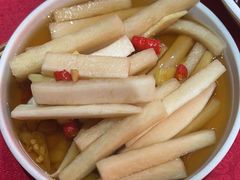 -龙巢盱眙龙虾·牛蛙·烧烤宵夜(八卦岭店)