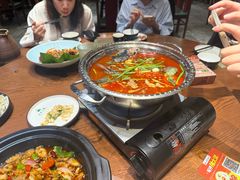 -老滇山寨•云南特色菜•地方菜•民族风情歌舞表演(金碧店)