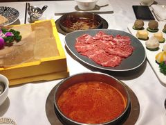 -泓炙颐凤鲜海鲜火锅料理(桐乡店)