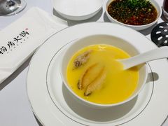 招牌鲍鱼大闸蟹-红雀围·海鲜火锅(陆家嘴中心店)