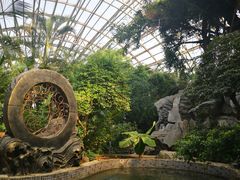 -盛泰恐龙谷温泉