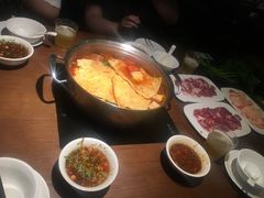 -牛焱·贵州黄牛肉火锅(城西银泰店)