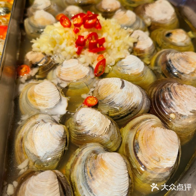 这家海鲜火锅真的太绝了吧！！！汤都好好喝！！