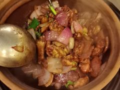 -胡须佬鸡煲四季火锅店(石厦西村直营店)