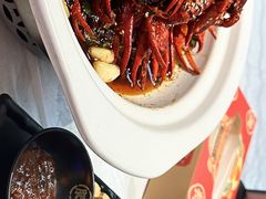 -肥肥虾庄·金牌油焖大虾(首义路店)