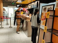 -麦当劳(中山公园龙之梦店)