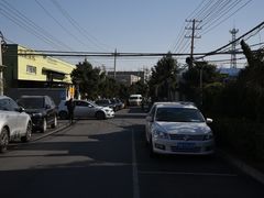 -草场地艺术区