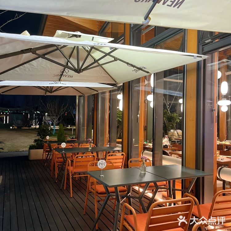  新发现南京一家好吃又好拍的餐厅🍴超适合约会！ 