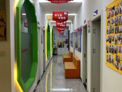 -蓝精灵创客少儿编程(百步亭中心)