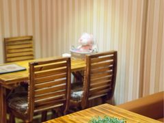 -Rabbit Cafe私房西餐甜点咖啡(栖霞路店)