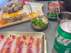 -围炉肉舍•炭烤活鳗•丹东海鲜烤肉(步行街店)